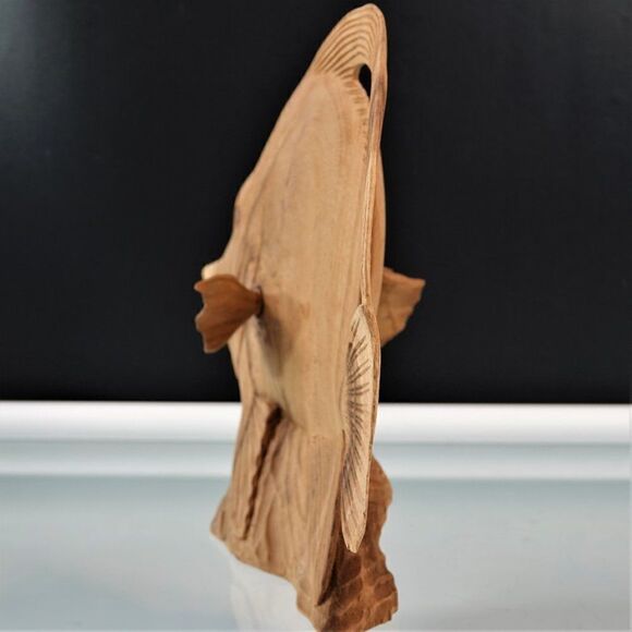 Tropical Oceanic Fish Wood Carved Aquatic Home - Picture 8 of 12